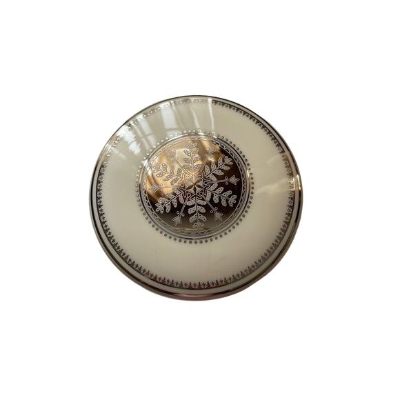 Mikasa Fine China Round Covered Snowflake Trinket Bowl Box New in Box - Picture 1 of 8